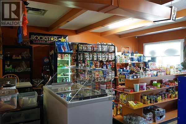 409 5 Street S, Lethbridge, Alberta T1J 2B6 - Photo 3 - A2172323