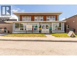 966 Main Street, pincher creek, Alberta