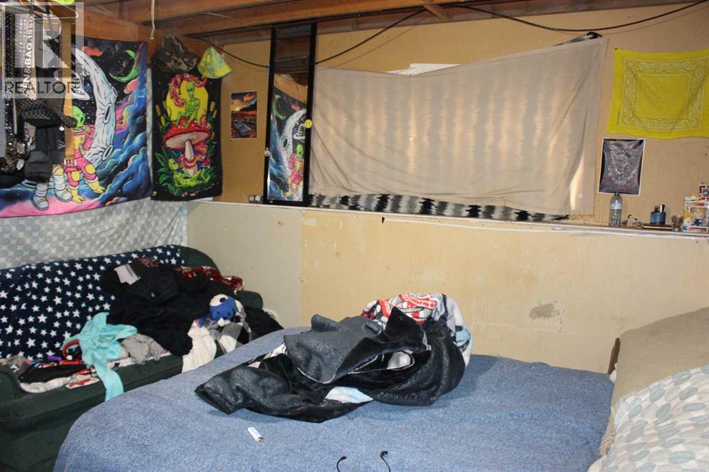 719 B Rosewood Avenue, Picture Butte, Alberta T0K 1V0 - Photo 14 - A2252590