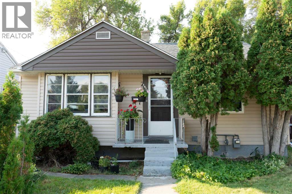 <h3>$289,000</h3><p>1614 5a Avenue N, Lethbridge, Alberta</p>