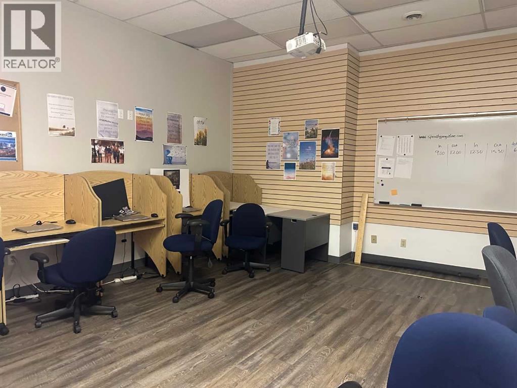 5327 48 Avenue, Taber, Alberta T1G 1S7 - Photo 3 - A2257459