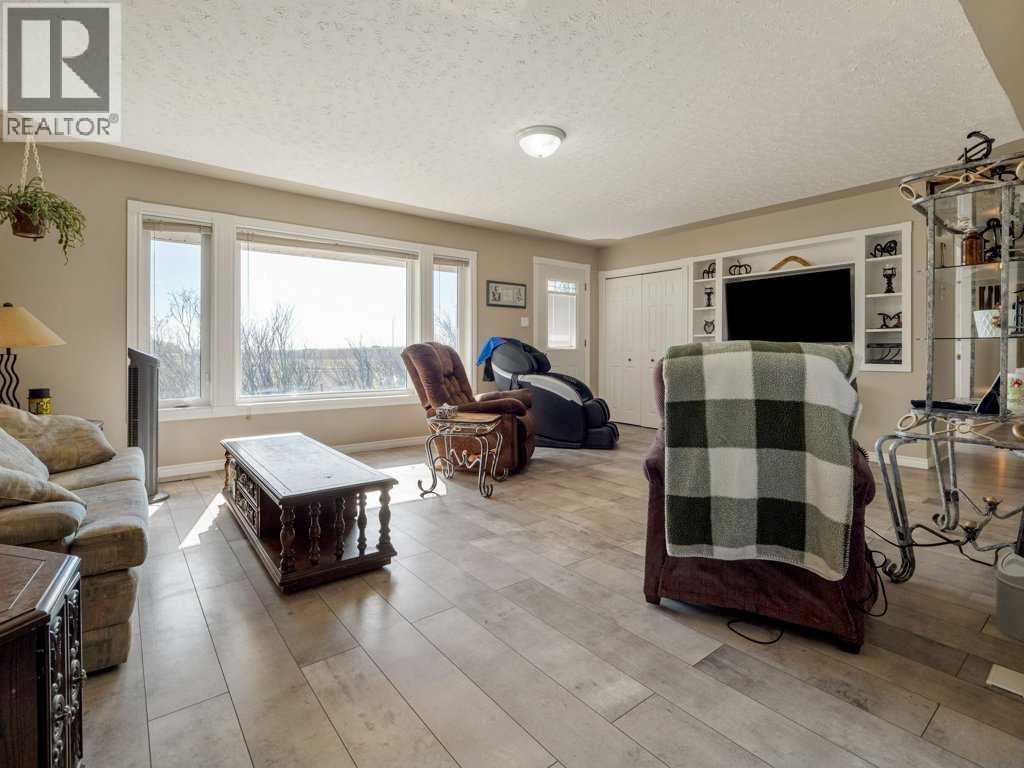 101012 Range Road 234, Rural Lethbridge County, Alberta T0L 1M0 - Photo 14 - A2263754