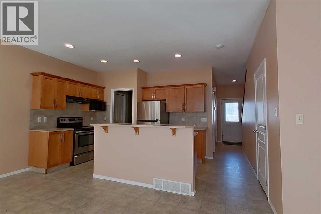 4, 295 Blackfoot Road W, Lethbridge, Alberta T1K 8A6 - Photo 11 - A2265039