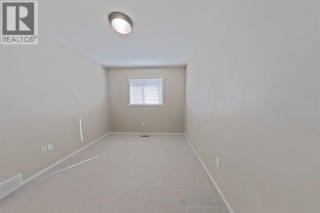 4, 295 Blackfoot Road W, Lethbridge, Alberta T1K 8A6 - Photo 24 - A2265039