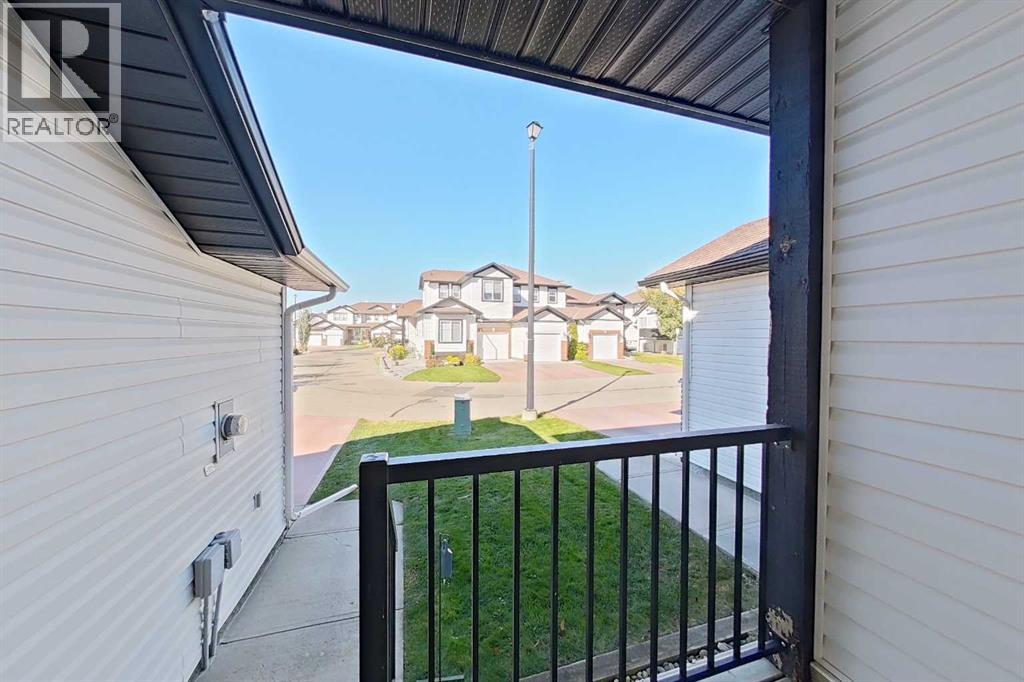 4, 295 Blackfoot Road W, Lethbridge, Alberta T1K 8A6 - Photo 3 - A2265039