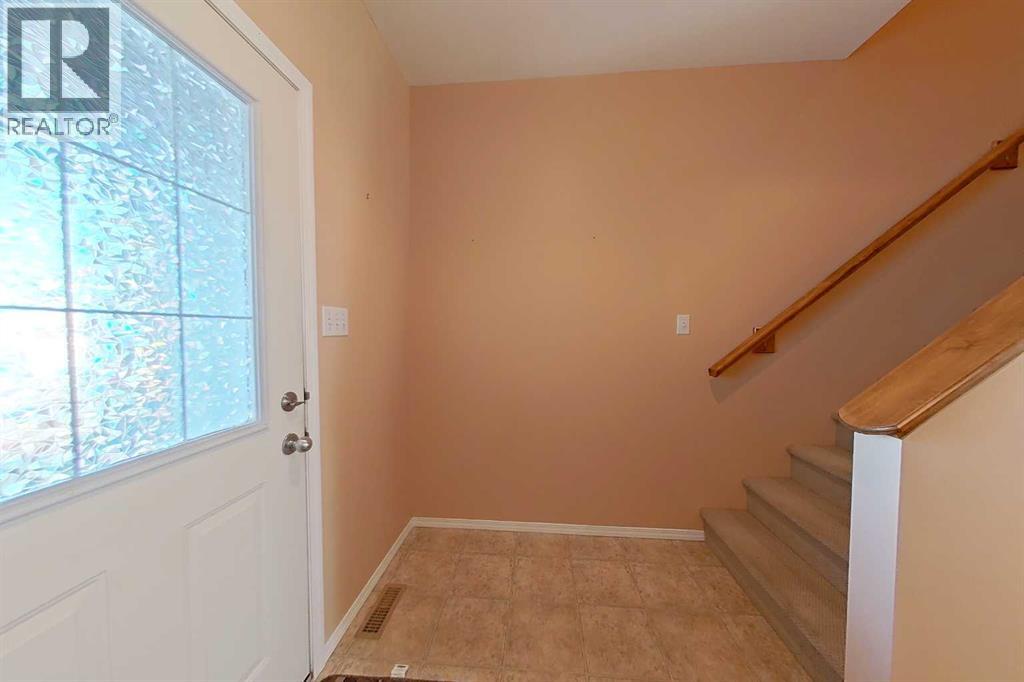 4, 295 Blackfoot Road W, Lethbridge, Alberta T1K 8A6 - Photo 5 - A2265039