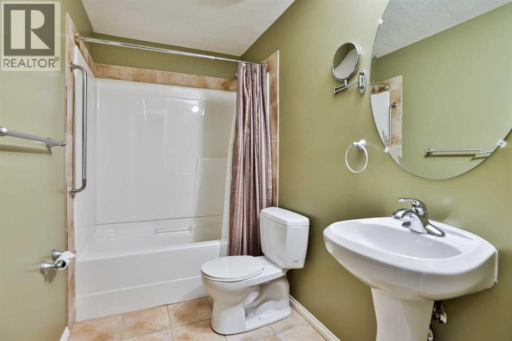 15, 150 Fairmont Road S, Lethbridge, Alberta T1K 8C6 - Photo 25 - A2265459