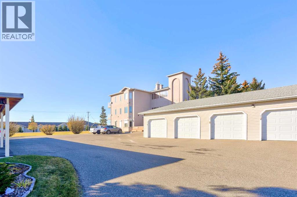 103, 6 Skyline Crescent, Claresholm, Alberta T0L 0T0 - Photo 4 - A2265771