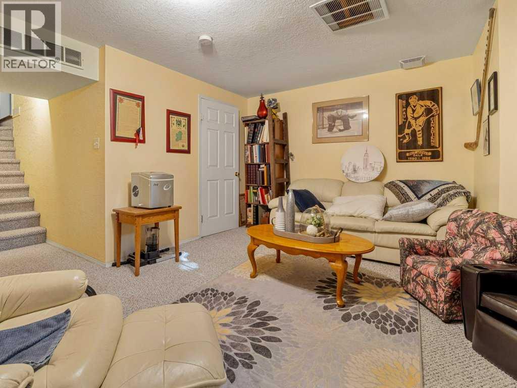 425 Fairmont Boulevard S, Lethbridge, Alberta T1K 7G2 - Photo 32 - A2267871