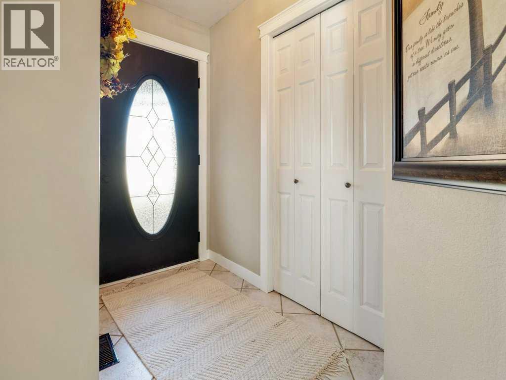 425 Fairmont Boulevard S, Lethbridge, Alberta T1K 7G2 - Photo 4 - A2267871