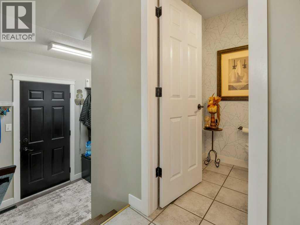 425 Fairmont Boulevard S, Lethbridge, Alberta T1K 7G2 - Photo 8 - A2267871