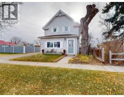 332 Grey Street, granum, Alberta