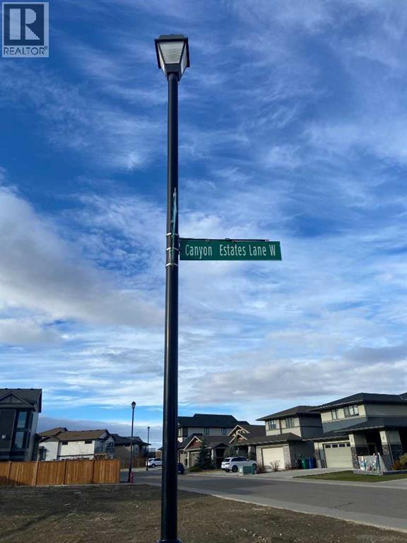 14 Canyon Estates Lane W, Lethbridge, Alberta T1K 5W7 - Photo 1 - A2272385