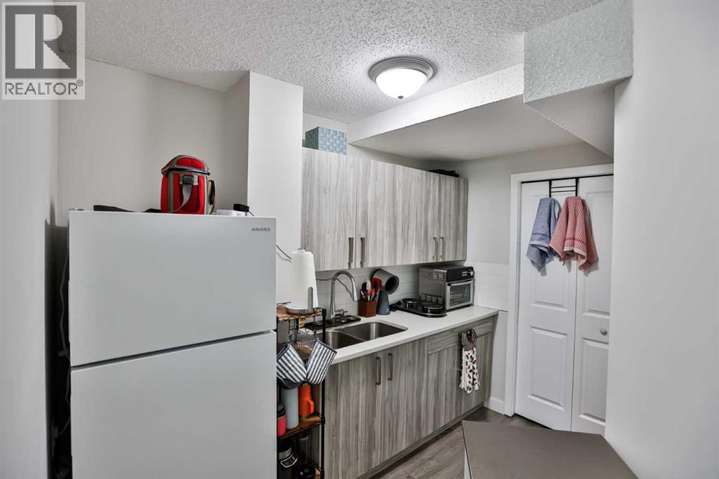 4, 73 Aquitania Circle W, Lethbridge, Alberta T1J 5M5 - Photo 26 - A2272271