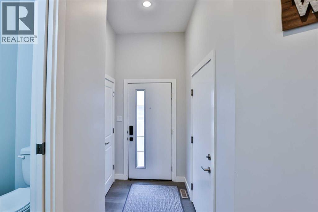 4, 73 Aquitania Circle W, Lethbridge, Alberta T1J 5M5 - Photo 6 - A2272271