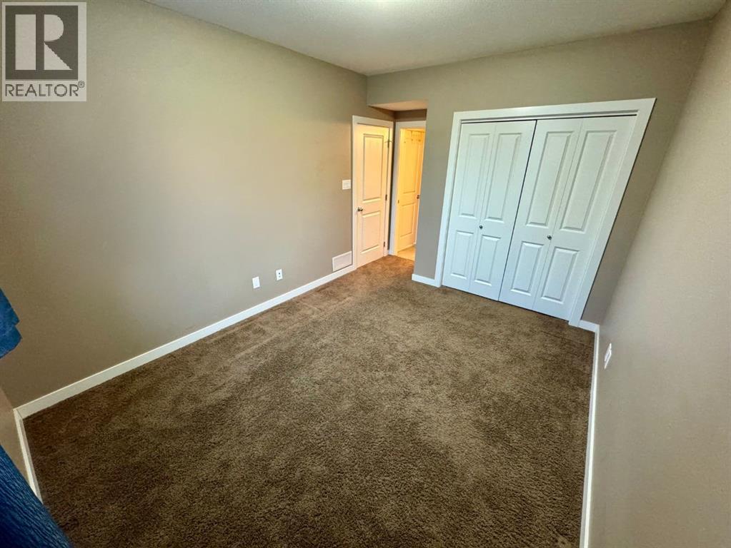 2, 189 Silkstone Road W, Lethbridge, Alberta T1J 4J9 - Photo 12 - A2273425