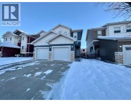2, 189 Silkstone Road W, lethbridge, Alberta