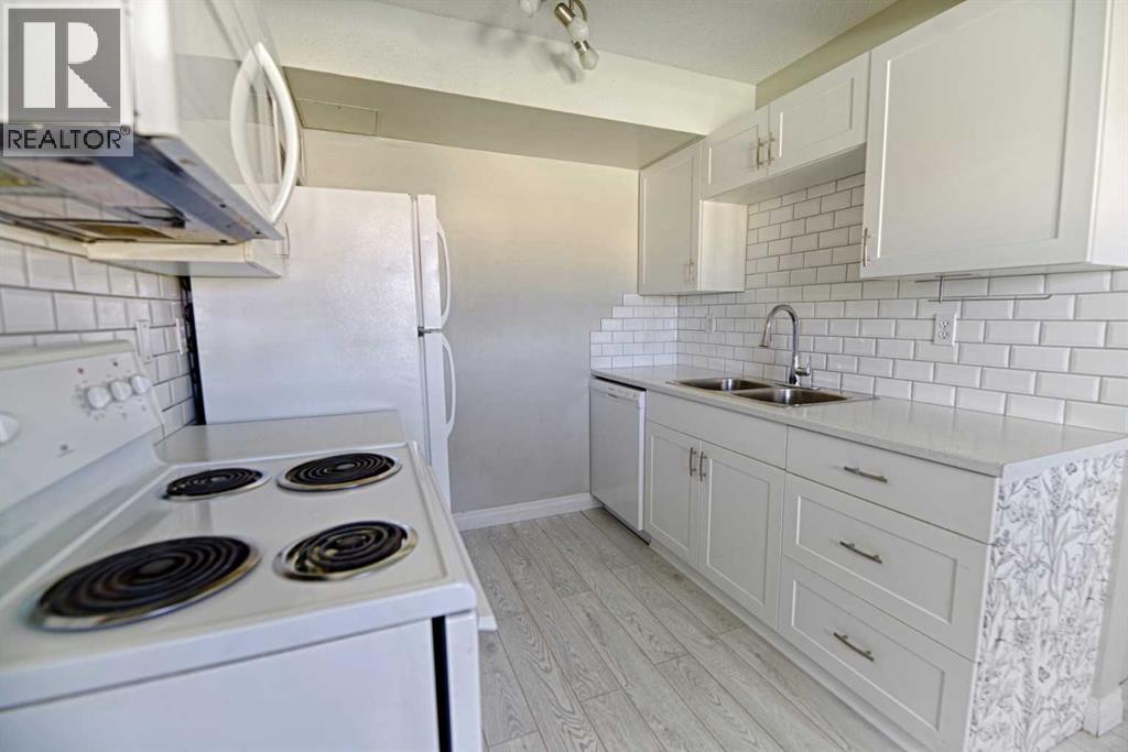 6, 55 Lemoyne Crescent W, Lethbridge, Alberta T1K 4J7 - Photo 6 - A2273588