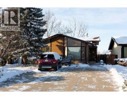 78 Pensacola Court W, lethbridge, Alberta