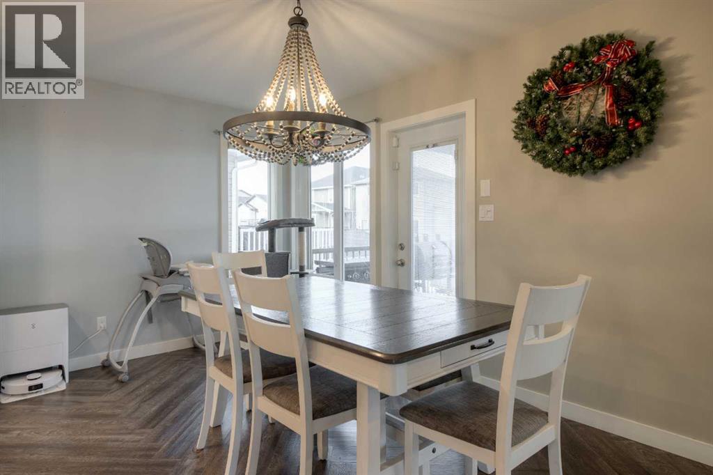 541 Aquitania Boulevard W, Lethbridge, Alberta T1J 5G7 - Photo 14 - A2272884