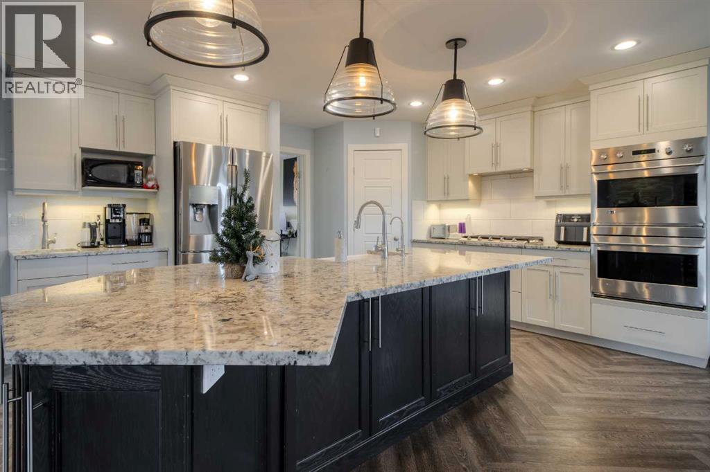 541 Aquitania Boulevard W, Lethbridge, Alberta T1J 5G7 - Photo 8 - A2272884