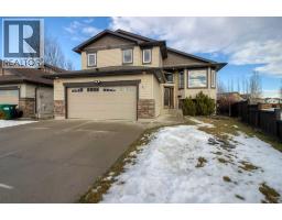 11 Cougar Cove N, lethbridge, Alberta