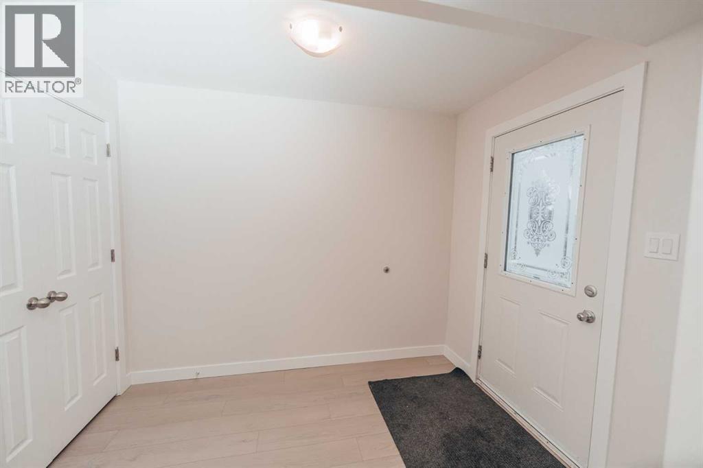 114 15 Street N, Lethbridge, Alberta T1H 2X4 - Photo 7 - A2274178