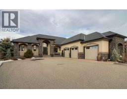 214 Sandstone Place S, lethbridge, Alberta