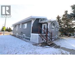 122 Centre St, enchant, Alberta
