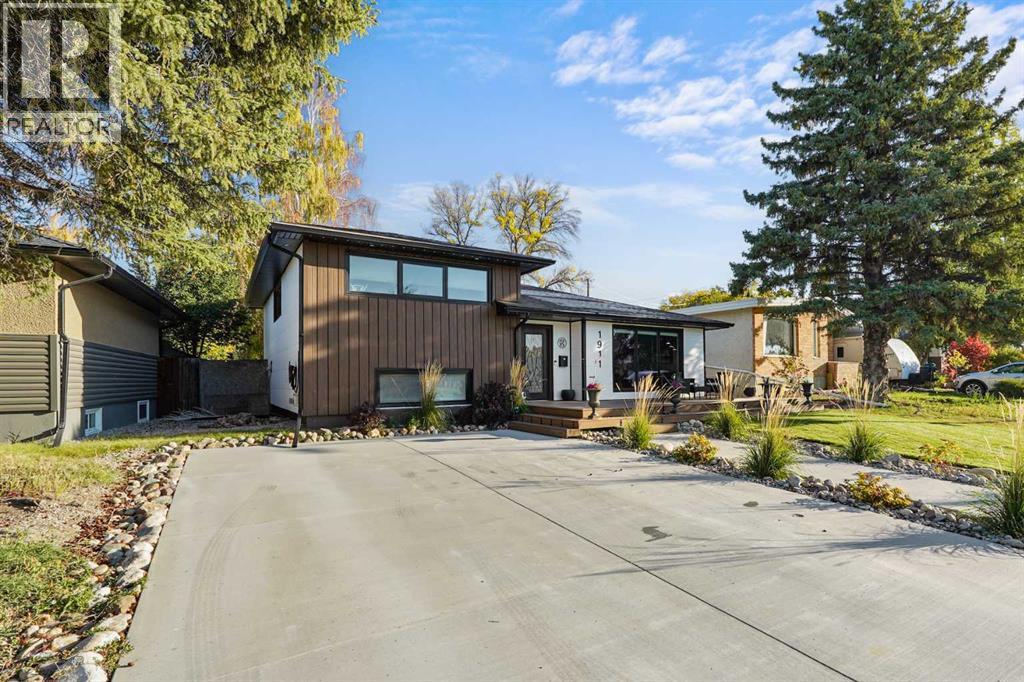 1911 19 Avenue S, Lethbridge, Alberta T1K 1E3 - Photo 3 - A2277323