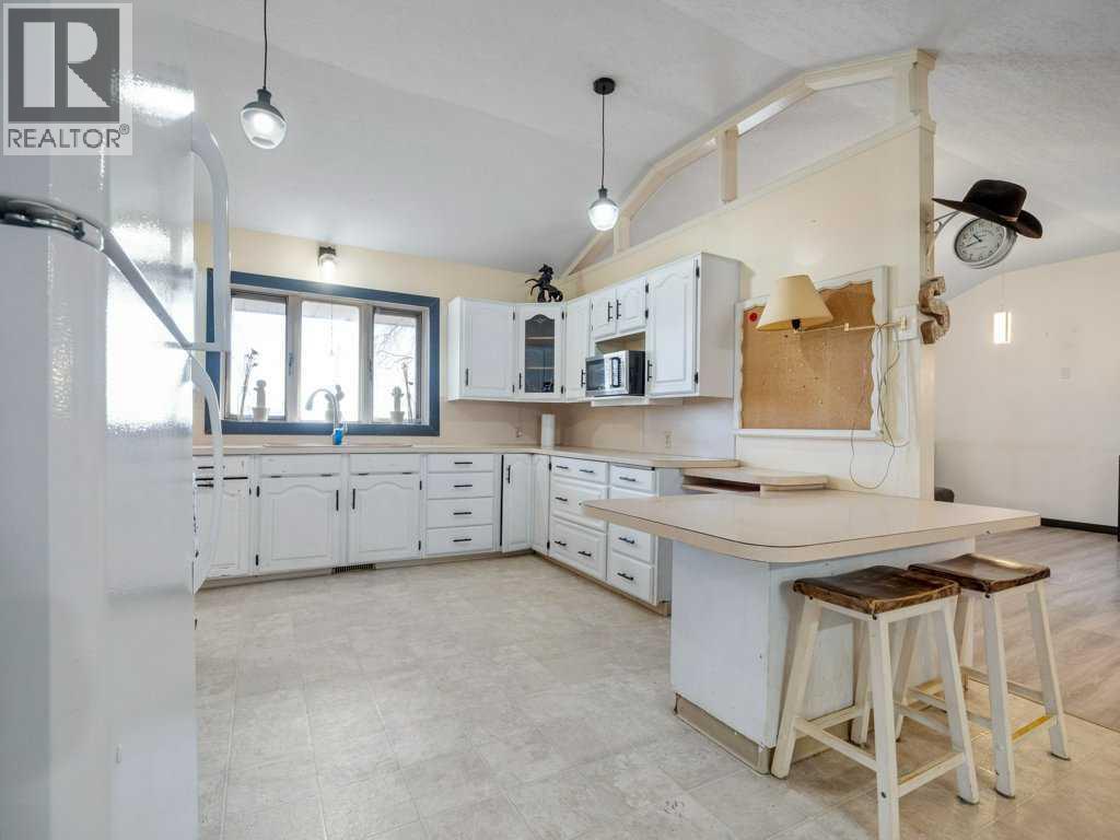 63004a 5 Highway, Welling, Alberta T0K 2N0 - Photo 10 - A2278372