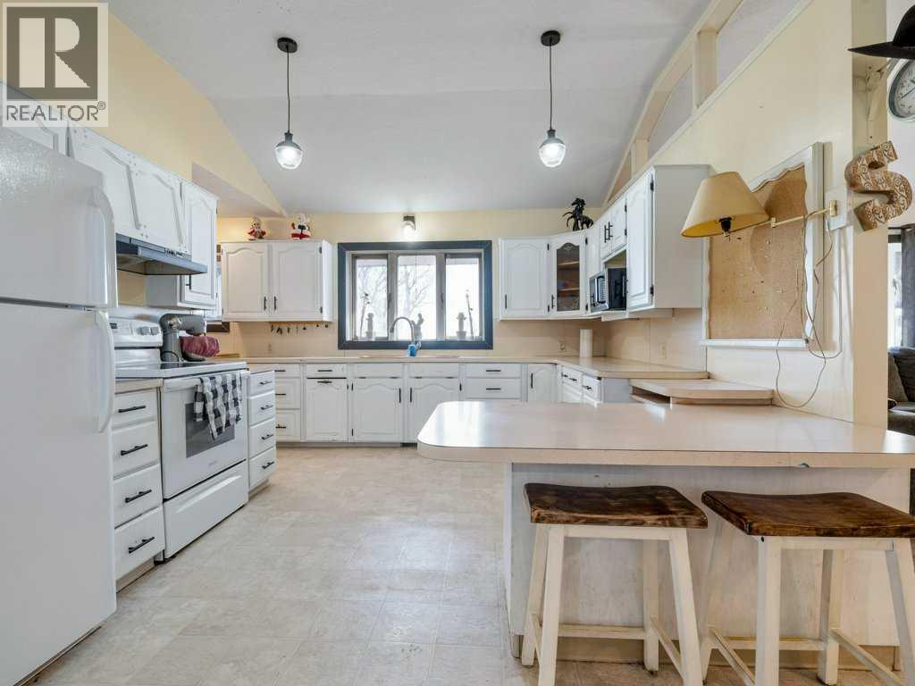 63004a 5 Highway, Welling, Alberta T0K 2N0 - Photo 11 - A2278372