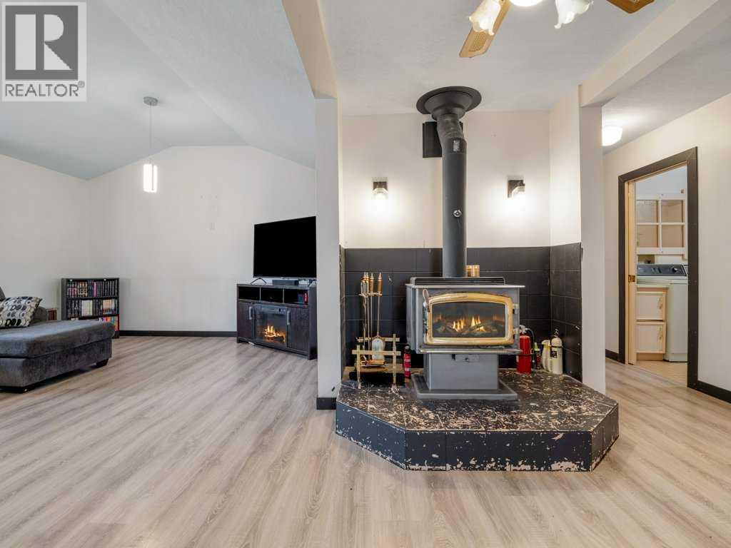 63004a 5 Highway, Welling, Alberta T0K 2N0 - Photo 14 - A2278372