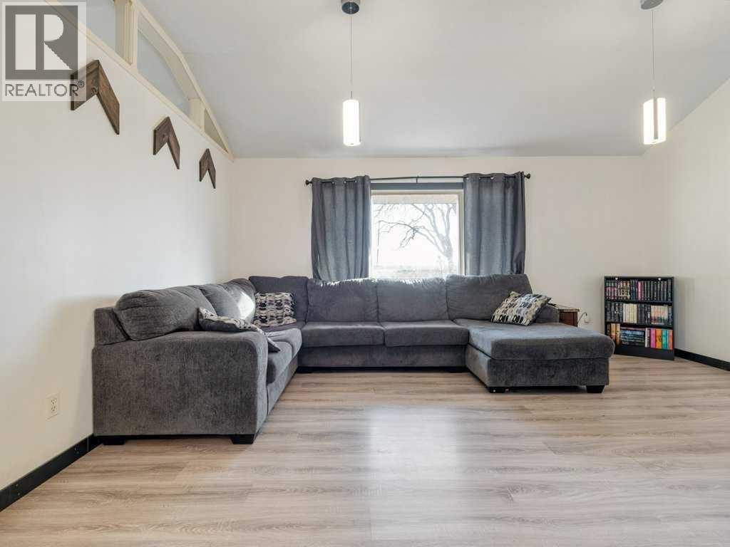 63004a 5 Highway, Welling, Alberta T0K 2N0 - Photo 16 - A2278372