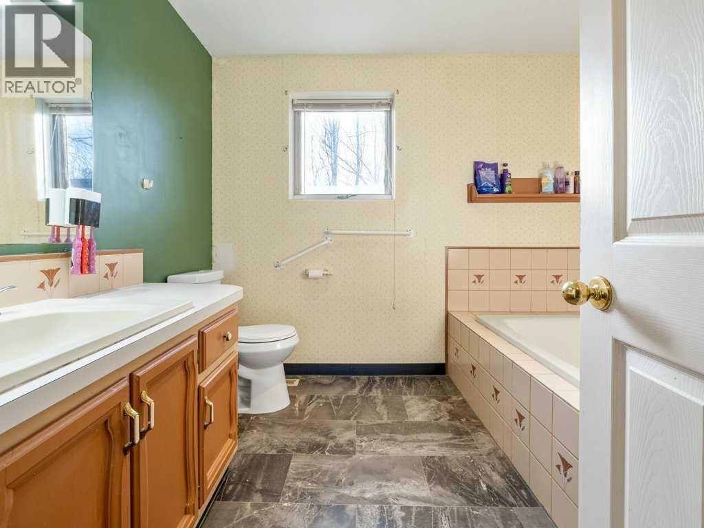 63004a 5 Highway, Welling, Alberta T0K 2N0 - Photo 23 - A2278372