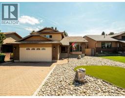 42 Ridgewood Boulevard W, lethbridge, Alberta