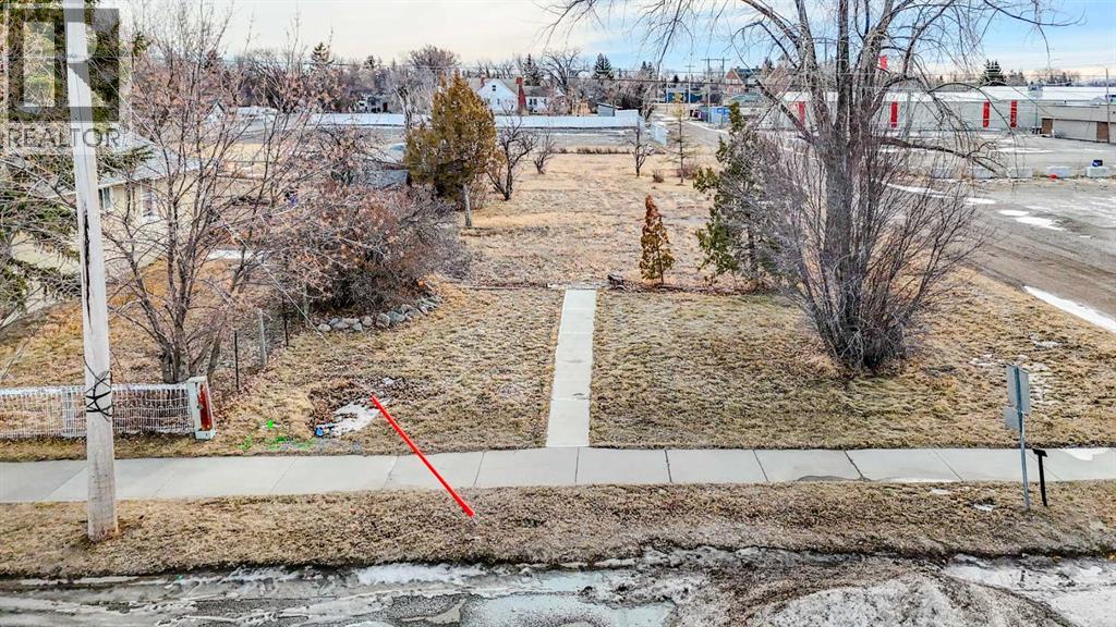 52 E 100 N, Raymond, Alberta T0K 2S0 - Photo 2 - A2278084