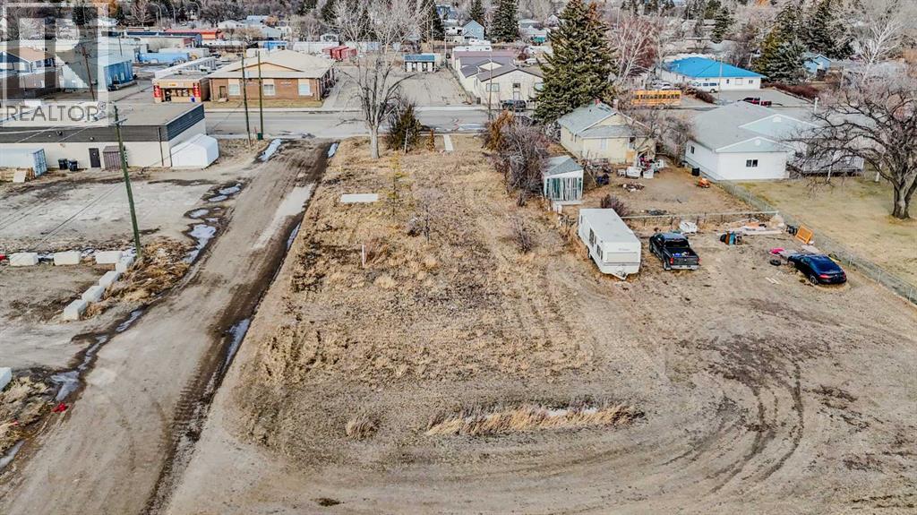 52 E 100 N, Raymond, Alberta T0K 2S0 - Photo 5 - A2278084