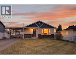 2202 6 Avenue N, lethbridge, Alberta