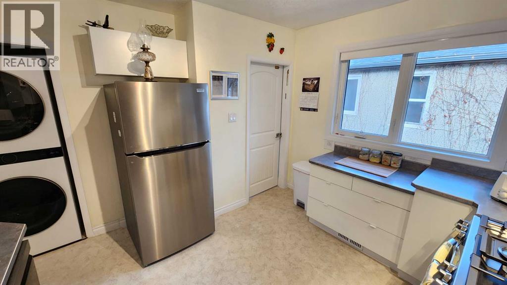 2001 12 Avenue S, Lethbridge, Alberta T1K 0N8 - Photo 12 - A2279437