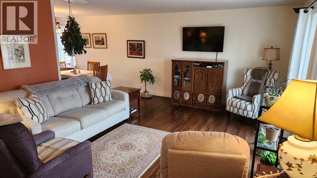 2001 12 Avenue S, Lethbridge, Alberta T1K 0N8 - Photo 5 - A2279437