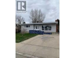 2501 15 Avenue N, lethbridge, Alberta