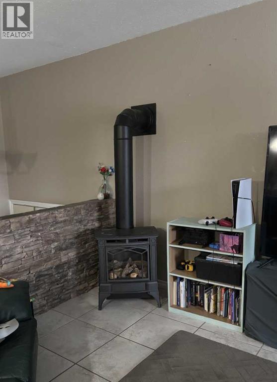 2, 1701 St Edward Boulevard N, Lethbridge, Alberta T1H 1X2 - Photo 5 - A2280720