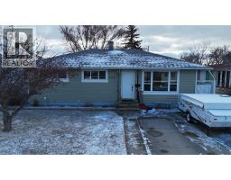 2118 16 Avenue S, lethbridge, Alberta