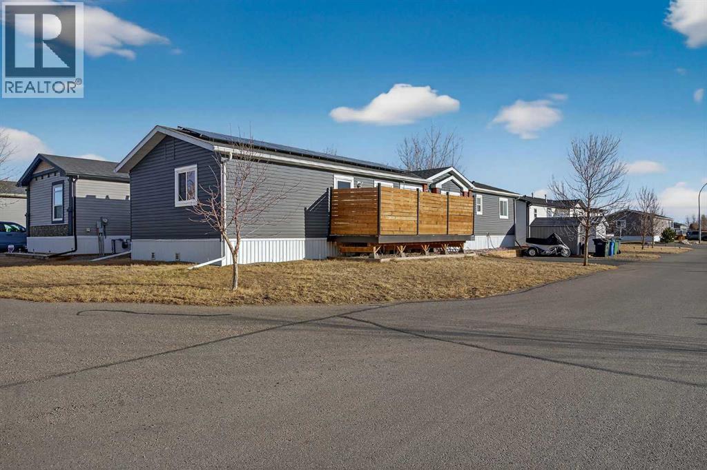 5004 Seasons Boulevard, Coaldale, Alberta T1M 0C6 - Photo 1 - A2280239