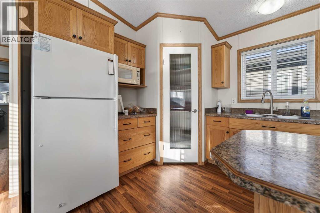 5004 Seasons Boulevard, Coaldale, Alberta T1M 0C6 - Photo 11 - A2280239