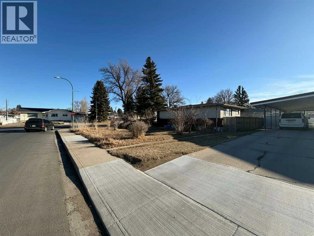 1216 23 Street N, Lethbridge, Alberta T1H 3T4 - Photo 5 - A2280770