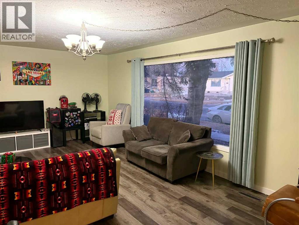 1216 23 Street N, Lethbridge, Alberta T1H 3T4 - Photo 9 - A2280770