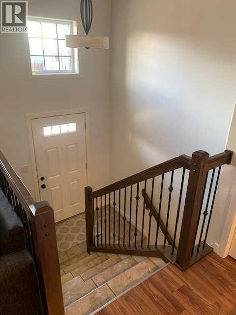 133 Lynx Road N, Lethbridge, Alberta T1H 6W9 - Photo 2 - A2281296