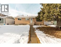 1810 122 Street, blairmore, Alberta